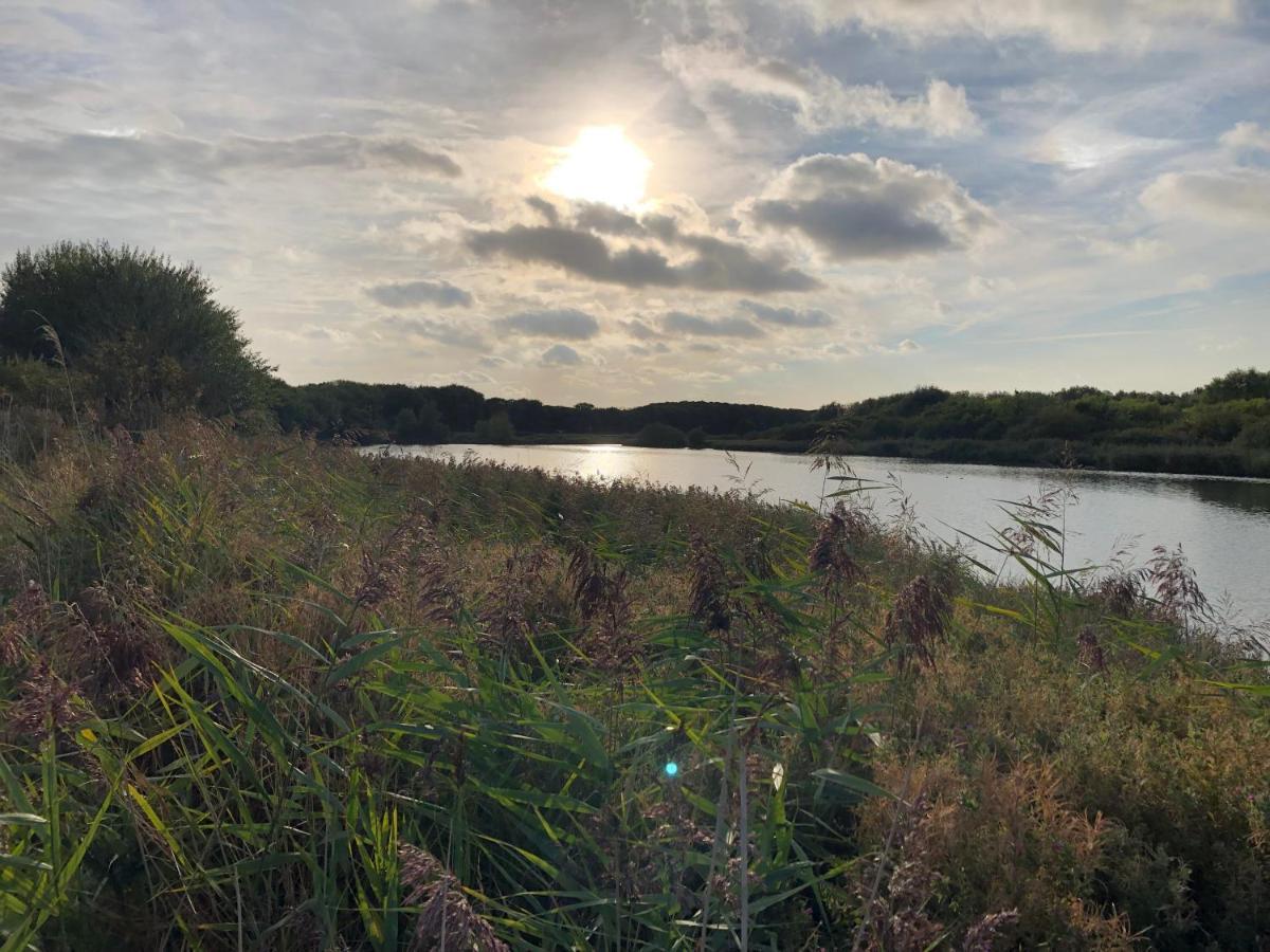 Westkapelle Comfortabele Strandkamer Aan De Kreek Екстер'єр фото